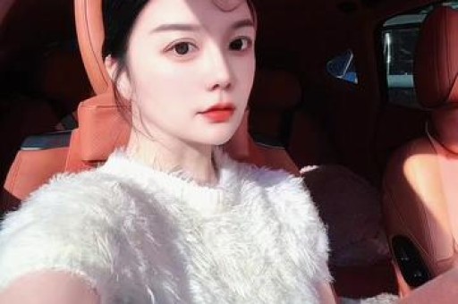 军官给女特务授课竟趁机大发女特务惨了